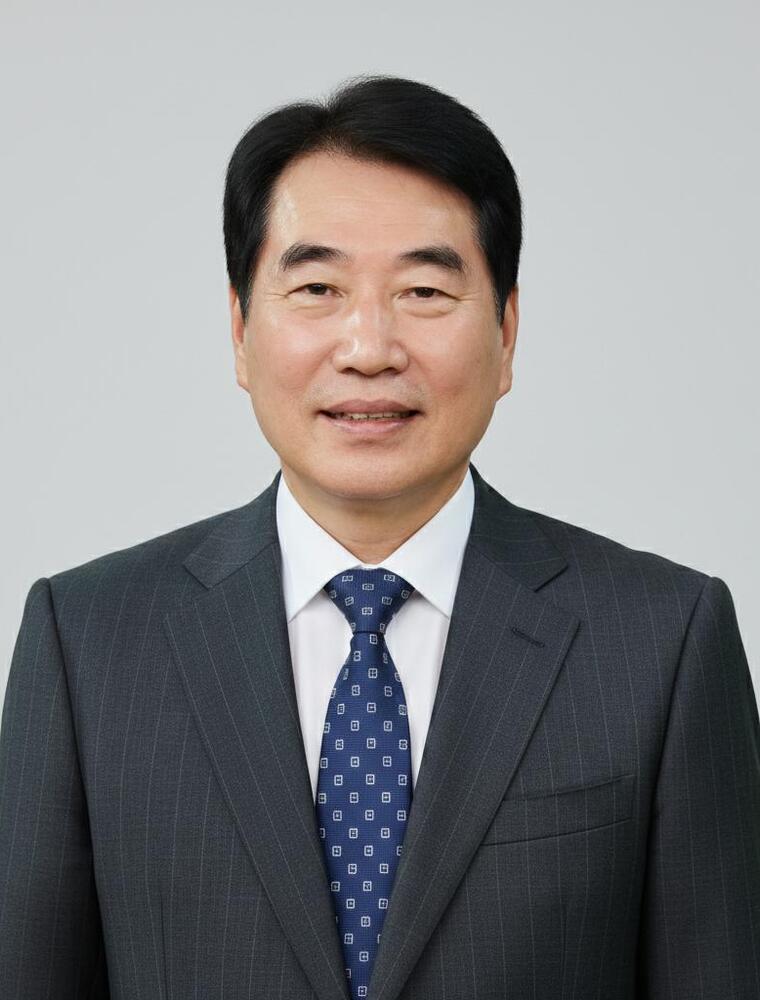 백군기 이사장